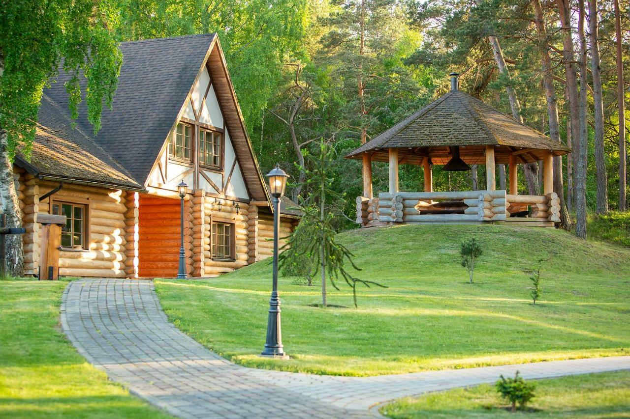 Dzintarkrasts Zocenes Ciems Exterior foto